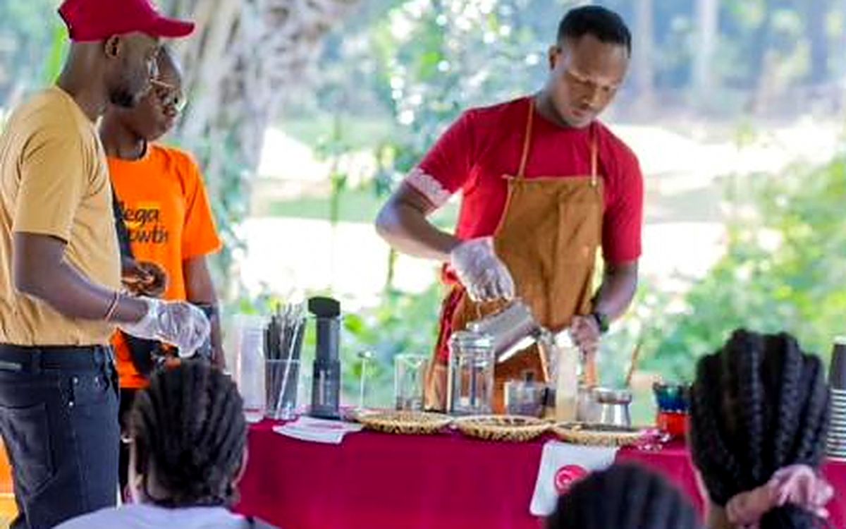 The Linove Café welcome coffee and morning briefing before a Coffee Safari departs Naguru.